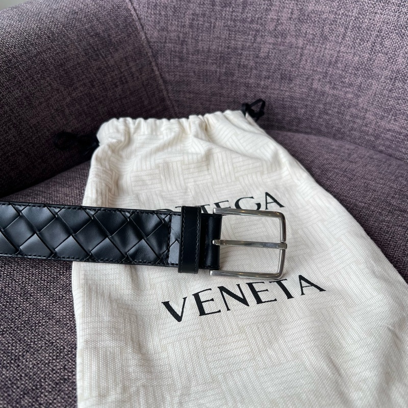 📢全新 BV最值得入手的高質感皮帶🖤Bottega Veneta新款中格編織牛皮皮帶-1