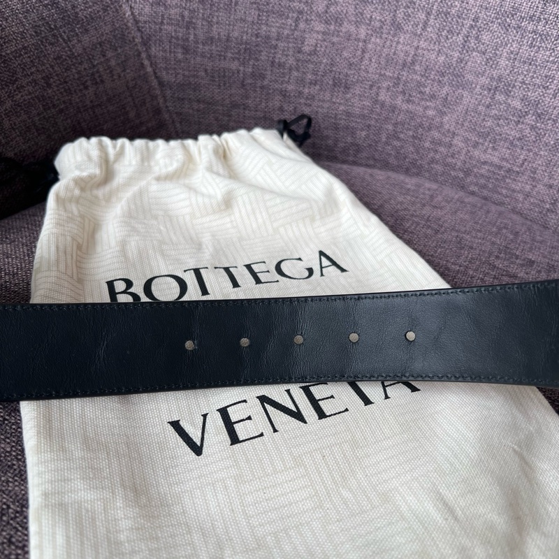 📢全新 BV最值得入手的高質感皮帶🖤Bottega Veneta新款中格編織牛皮皮帶-7
