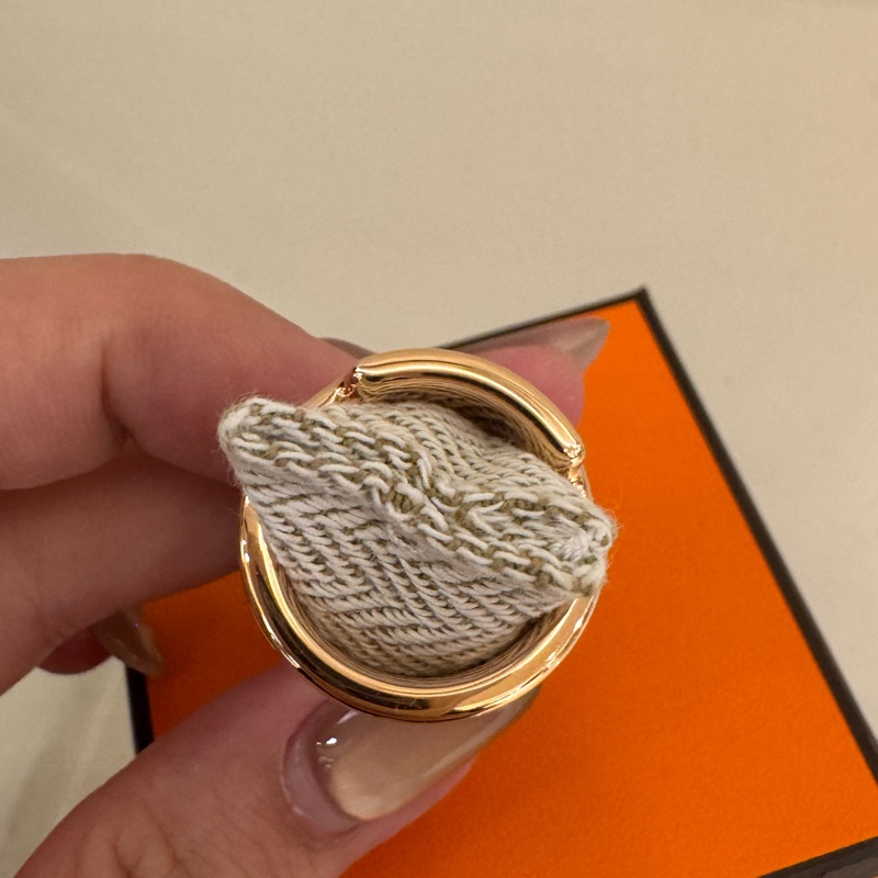 Hermes黑皮革玫瑰金雙H戒指💍-4
