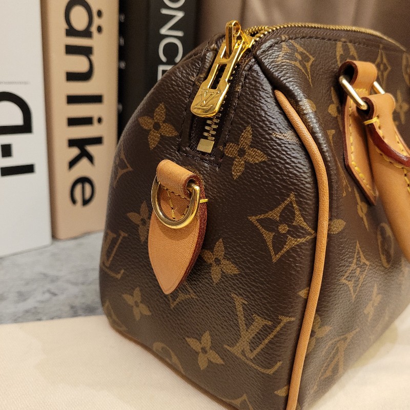 Louis Vuitton speedy 20 公分奶茶色 芯片款
狀況漂亮-4