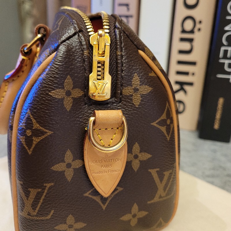 Louis Vuitton speedy 20 公分奶茶色 芯片款
狀況漂亮-5
