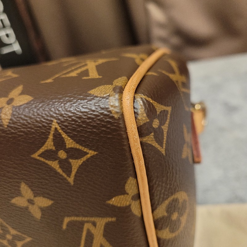 Louis Vuitton speedy 20 公分奶茶色 芯片款
狀況漂亮-13
