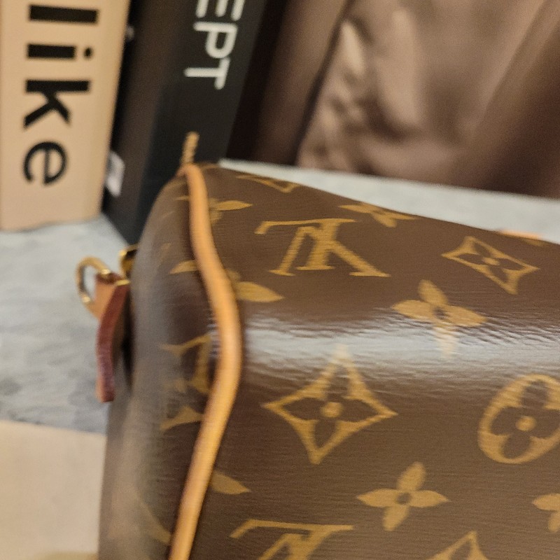 Louis Vuitton speedy 20 公分奶茶色 芯片款
狀況漂亮-16