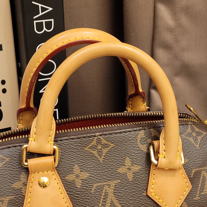 Louis Vuitton speedy 20 公分奶茶色 芯片款
狀況漂亮-27