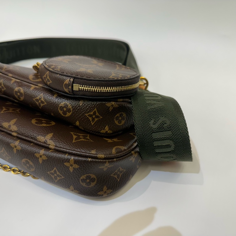 LV 原花金釦綠背帶Multi Pochette Accessoires五合一肩斜背包M44813-5