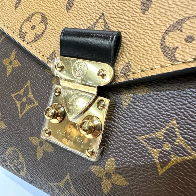 LV 雙色原花金釦下蓋手提斜背郵差包M44875-10