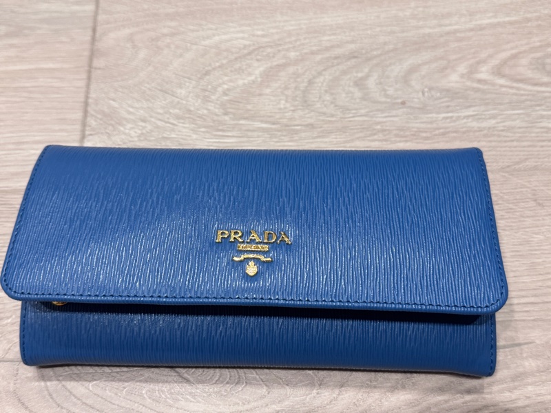 Prada 經典水波紋長夾-5