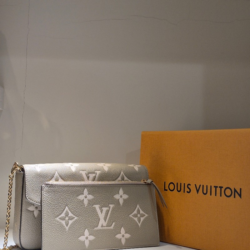 全配🈶購證❤️ LV三合一大象灰鏈條包-6