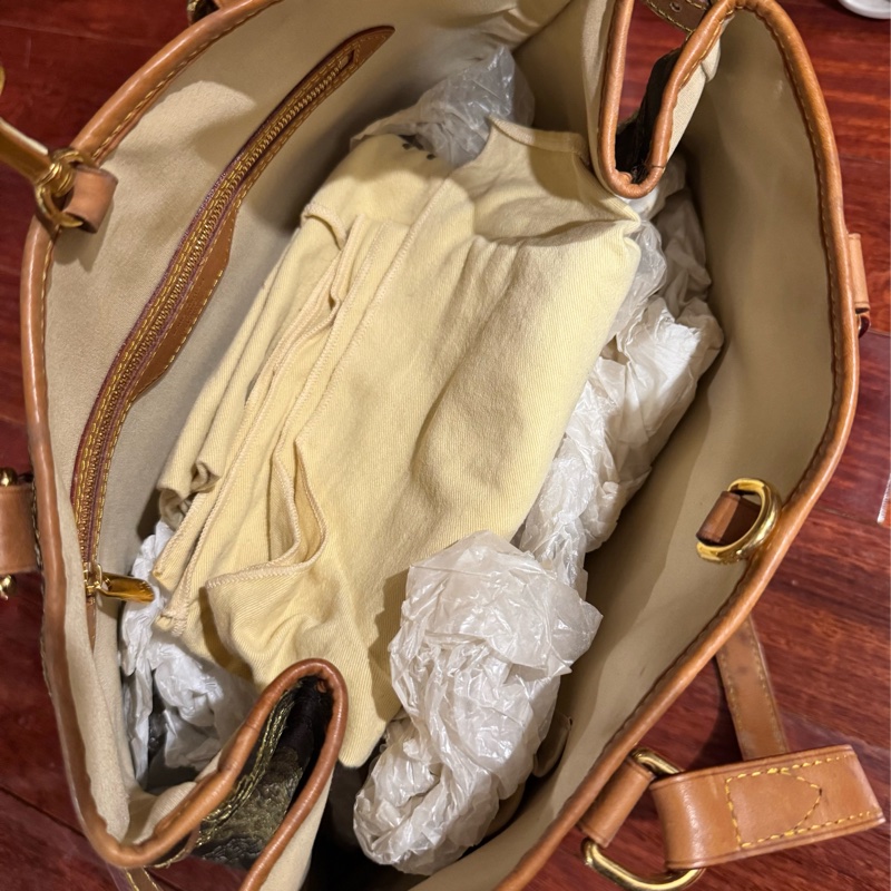 閒置未用正品LV限量 絕版 刺繡花卉 M51154 雙側釦 束口 購物包 肩背包-2