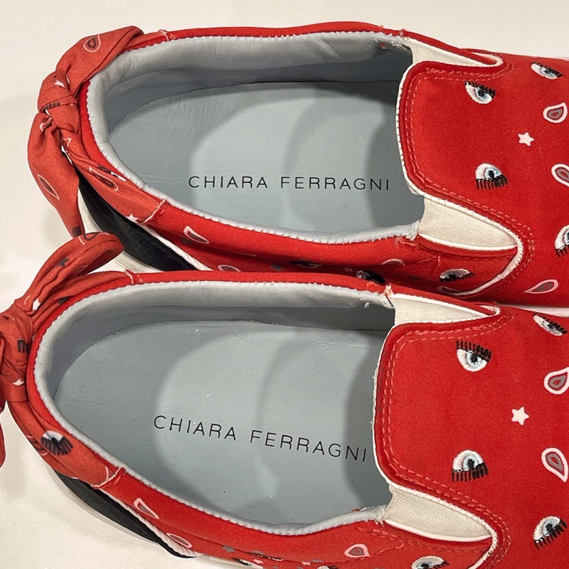 義大利Chiara Ferragni 刺繡蝴蝶結懶人鞋-5