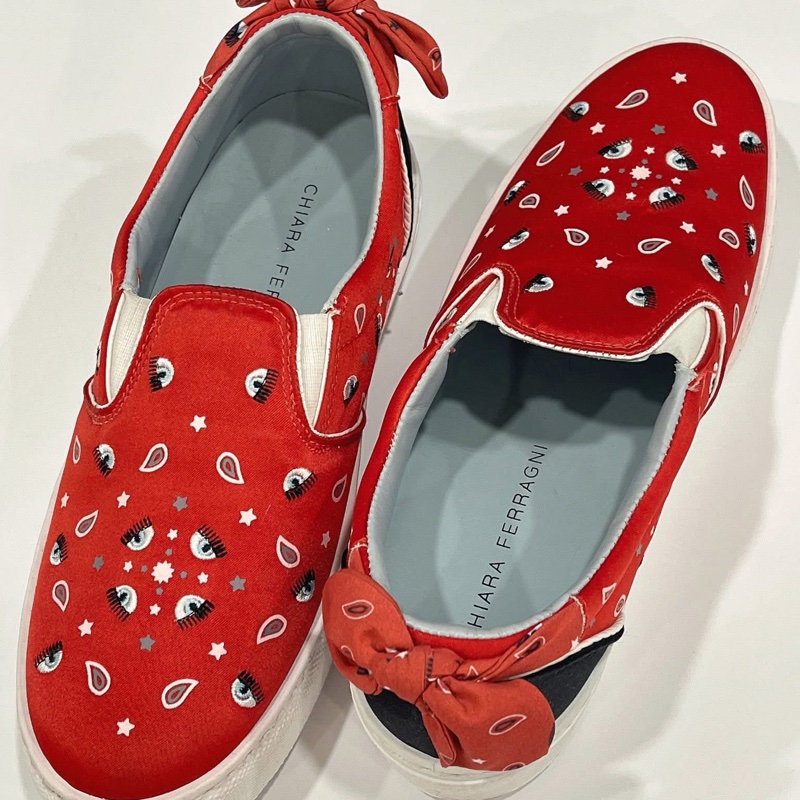 義大利Chiara Ferragni 刺繡蝴蝶結懶人鞋-4