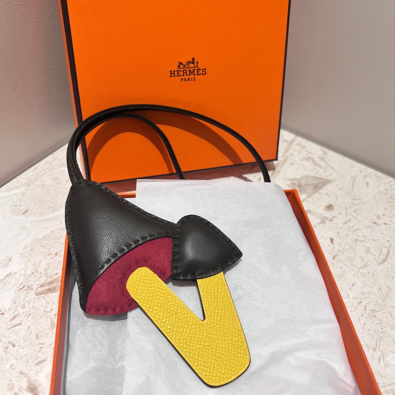 售Hermes Petit h 全新吊飾-0