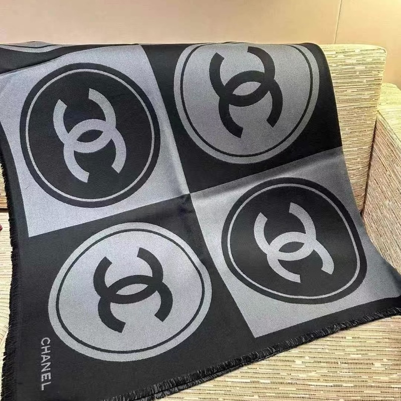 Chanel 香奈兒圍巾-披肩羊絨🧸全新品 -時髦經典大Logo-0