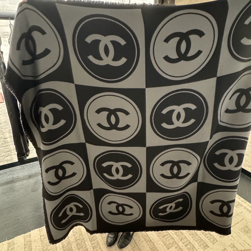 Chanel 香奈兒圍巾-披肩羊絨🧸全新品 -時髦經典大Logo-3