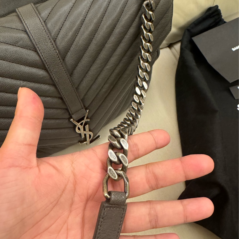 YSL college large 鐵灰 學院包 購證防塵袋皆有-9
