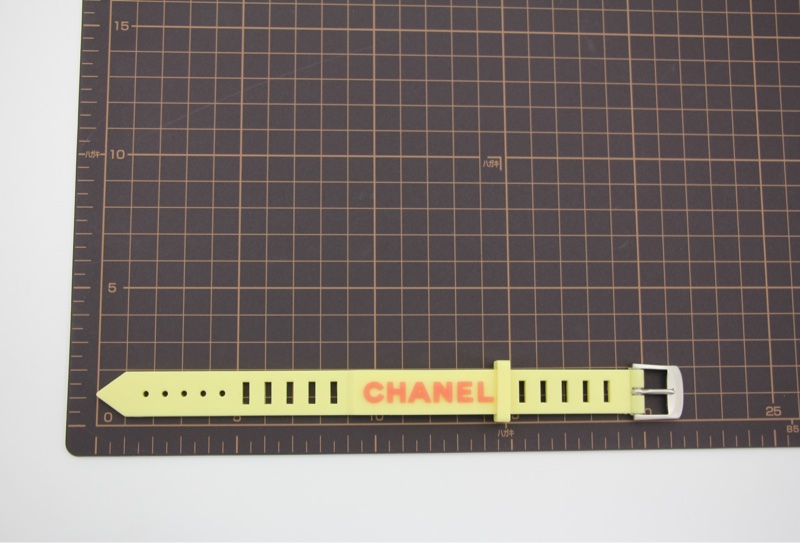 Chanel Vintage 99P 橡膠黃色配橙色字手帶-18