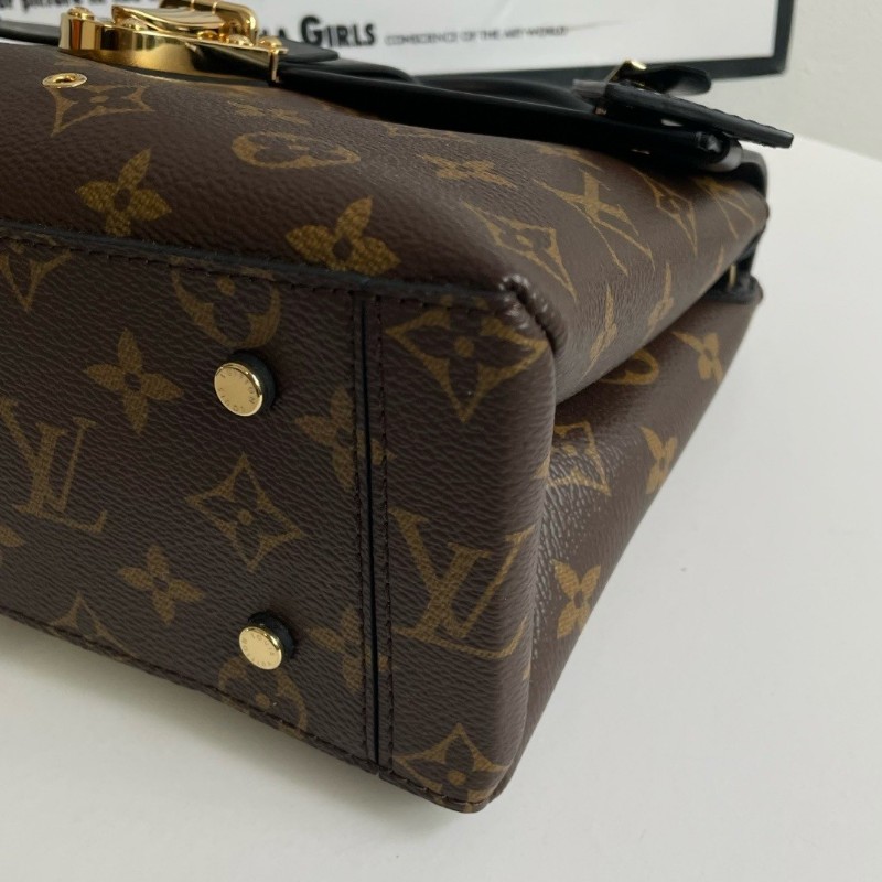 LV Louis Vuitton One handle 老花拼皮 手提包肩背包郵差包 中號 金扣-5