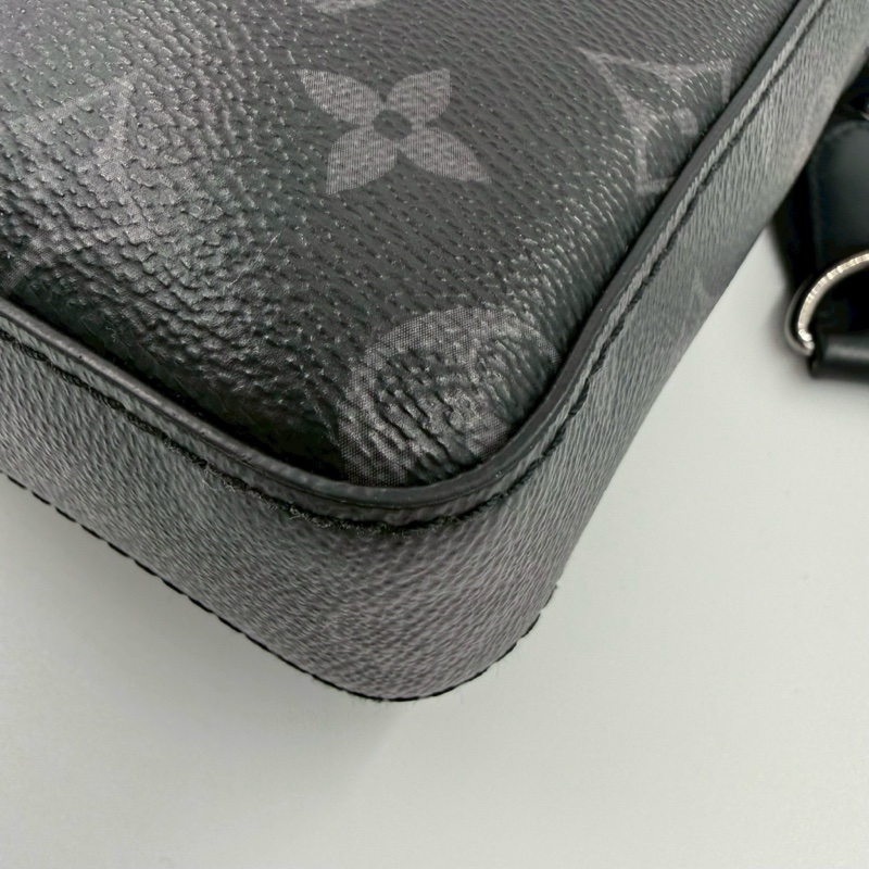 LV包包黑灰原花三合一Trio郵差包M69443-15