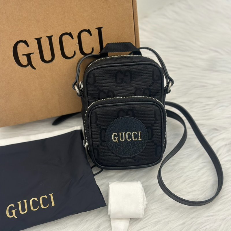 GUCCI Off the grid 斜背包-6