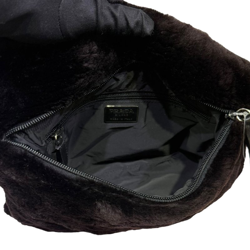 【美收精品】PRADA 黑色絨毛肩背包 4-22-10