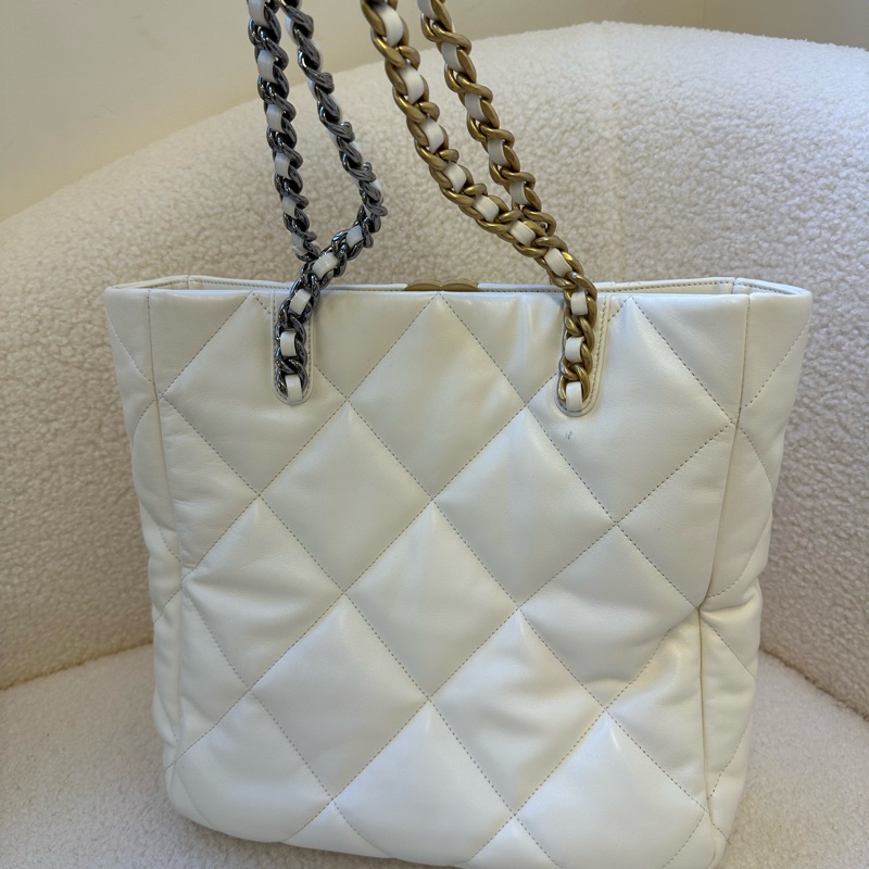 CHANEL香奈兒19BAG Tote托特包(白色芯片款)-1