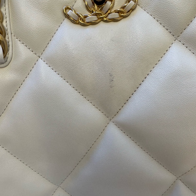 CHANEL香奈兒19BAG Tote托特包(白色芯片款)-8