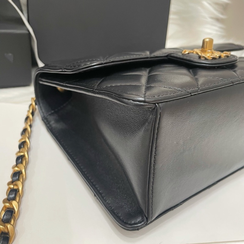 Chanel/香奈兒23A鏤空金標Logo黑金方胖子-3