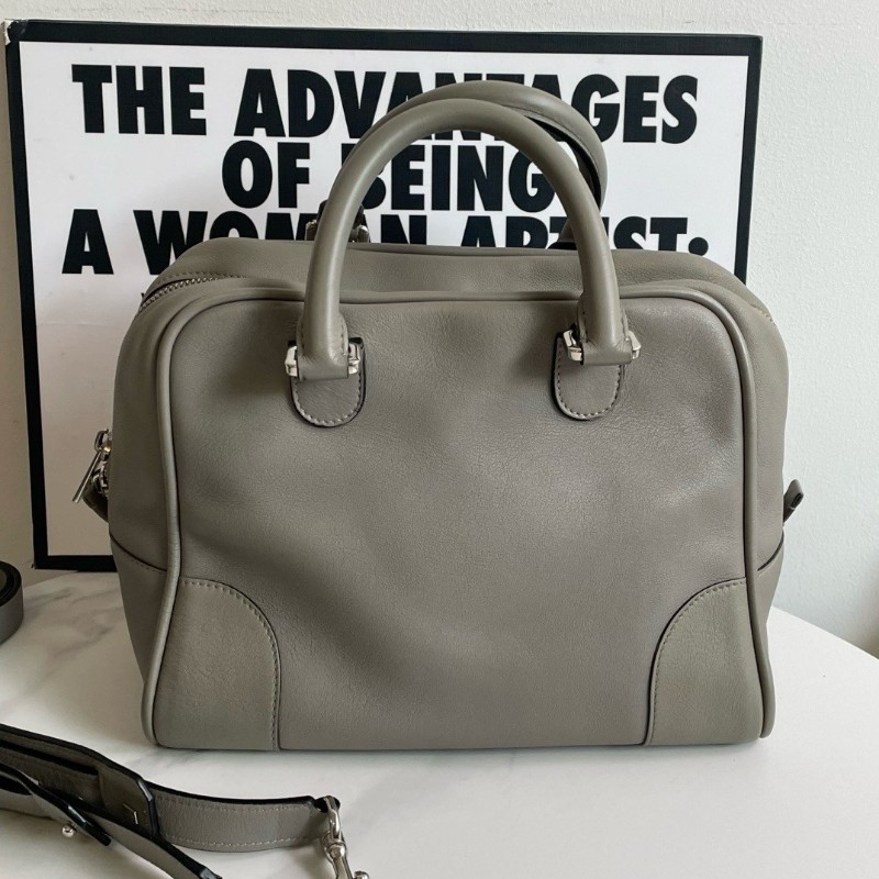 Loewe 羅意威 Amazon系列 中號灰色光面牛皮手提包 肩背包-2