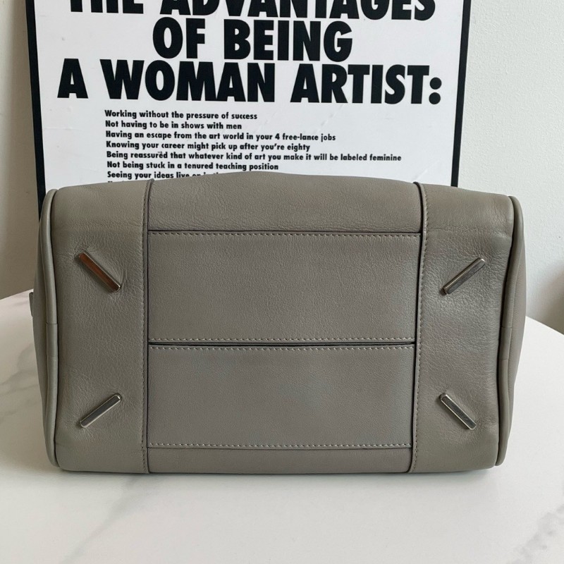 Loewe 羅意威 Amazon系列 中號灰色光面牛皮手提包 肩背包-3