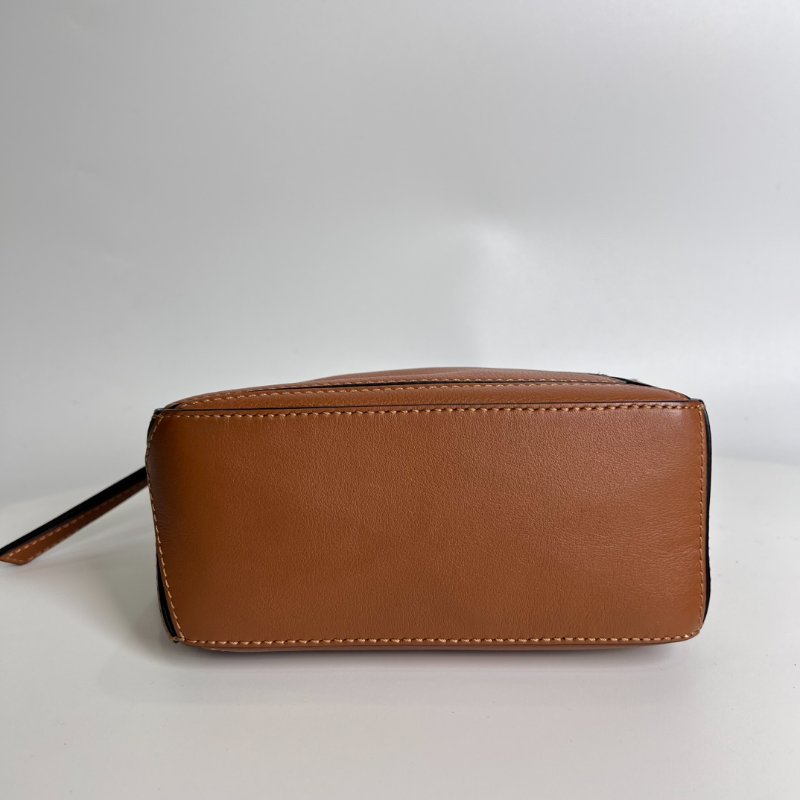 LOEWE 棕色PUZZLE MINI 單背包-4