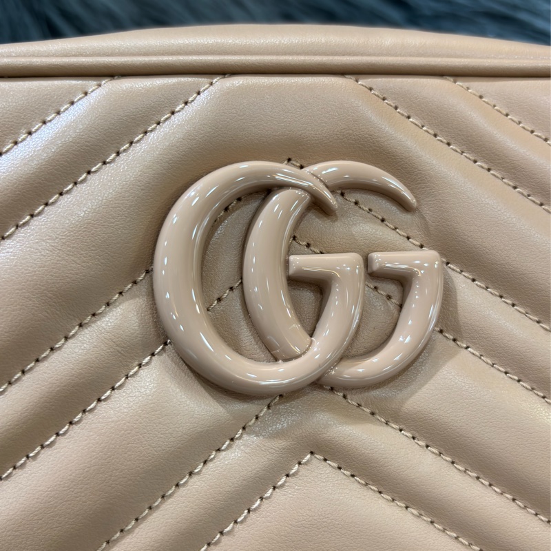 GUCCI 447632 MARMONT GG 奶茶色牛皮奶茶鍊 肩背包斜背包相機包拉鍊包-5
