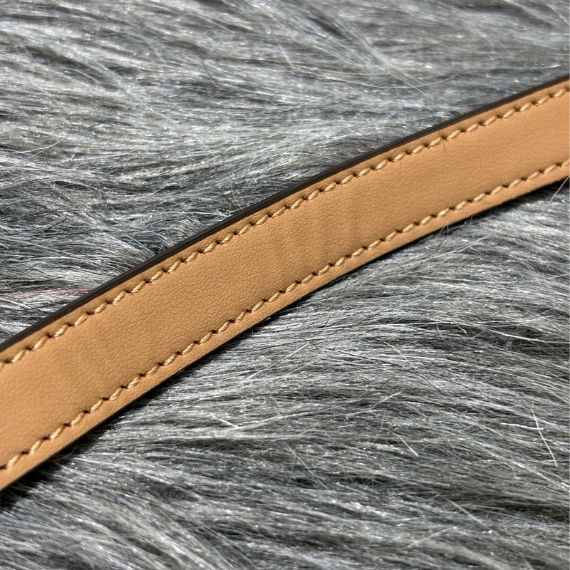 GUCCI 447632 MARMONT GG 奶茶色牛皮奶茶鍊 肩背包斜背包相機包拉鍊包-32
