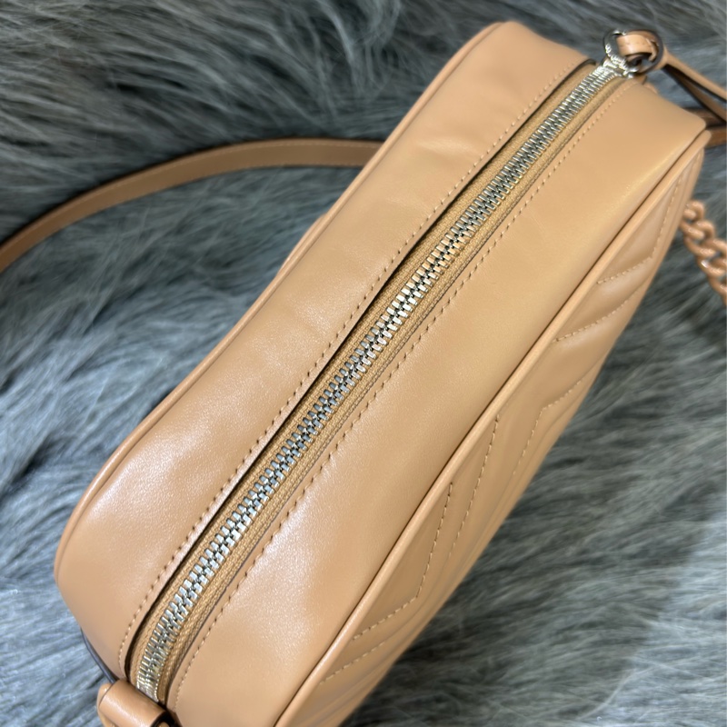 GUCCI 447632 MARMONT GG 奶茶色牛皮奶茶鍊 肩背包斜背包相機包拉鍊包-43