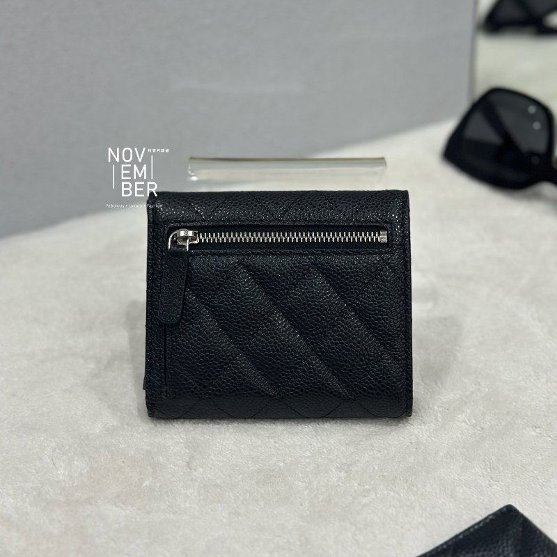 全新💖 經典款🖤 Chanel 香奈兒 黑色銀釦 經典三折短夾-1