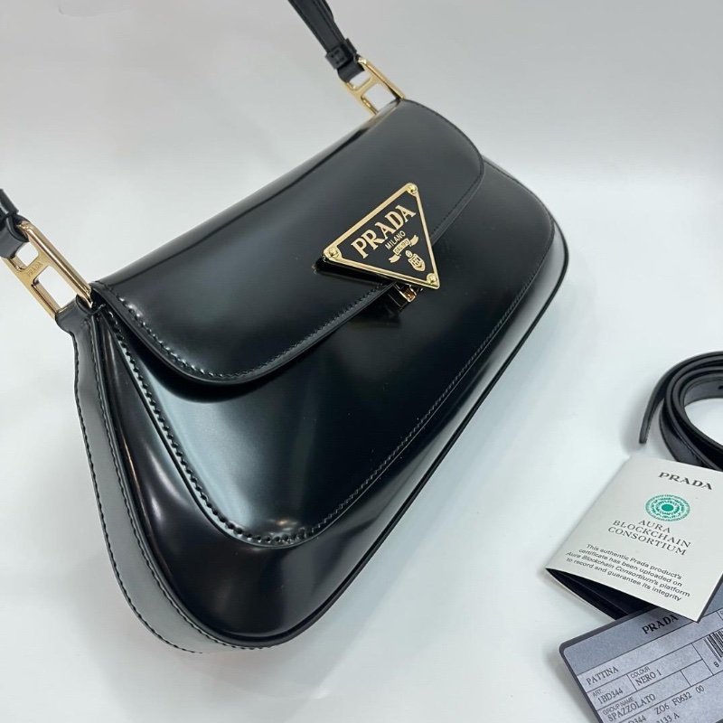 Prada modern leather bag-2