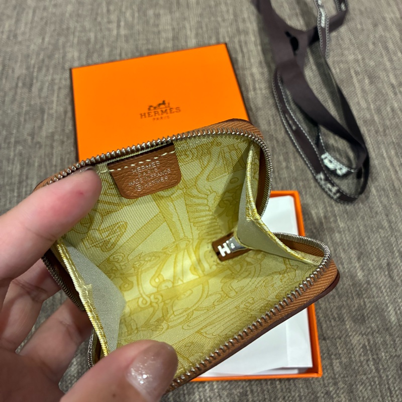 愛馬仕hermes silk in絲巾零錢包👛 棕色 全新 台灣專櫃🇹🇼 小皮件-3