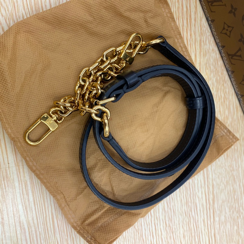 Petite Malle 晶片款 硬盒肩背包-11