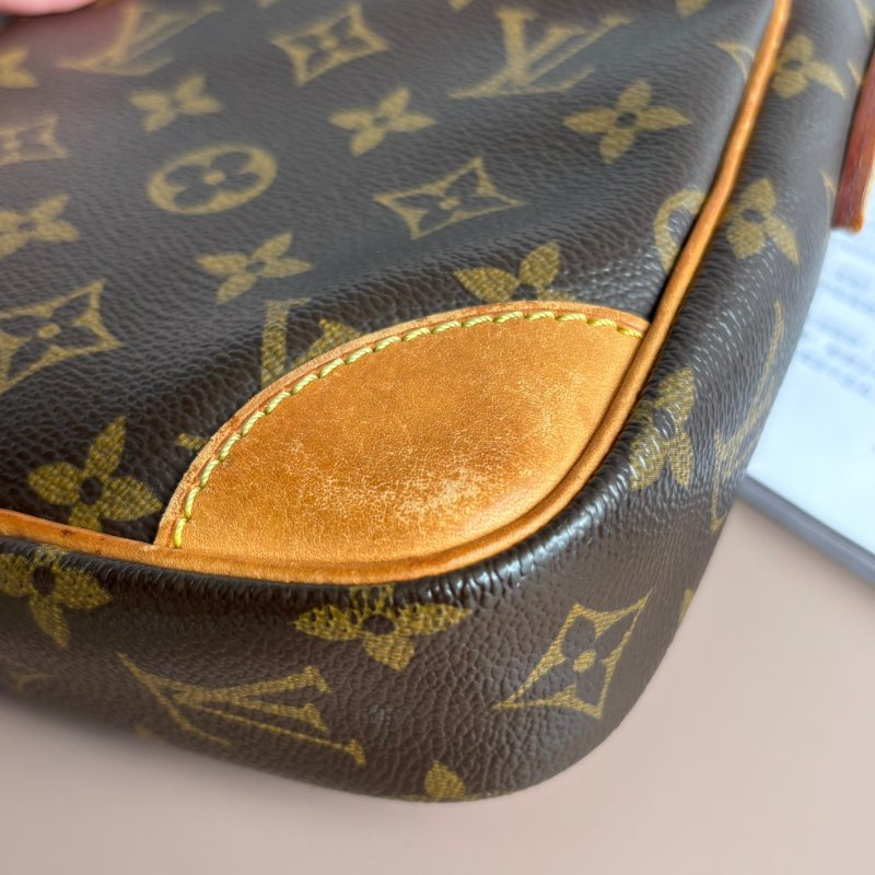 ::LOUIS VUITTON:: LV M45266 經典花紋日字斜背包-5