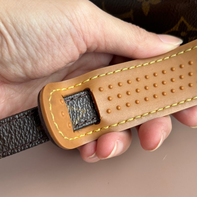 ::LOUIS VUITTON:: LV M45266 經典花紋日字斜背包-23