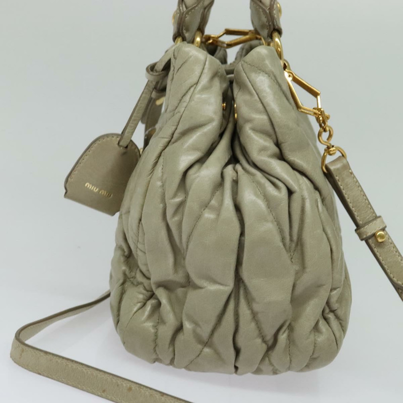 【日本直送】Miu Miu Matelasse 手提包 皮革 2way 米色 金 正品 140255-3