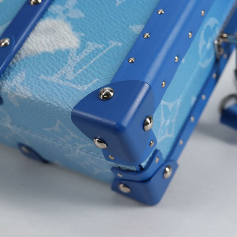 【日本直送】路易威登 Monogram Clouds Trunk 手拿包，藍白配色，型號 M20403，正品編號 140899SM-13