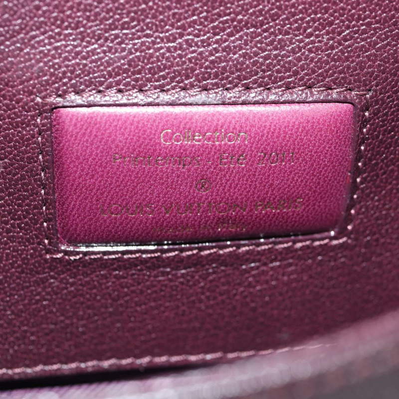 【日本直送】路易威登 2011S/S Avant Garde 手拿包 皮革 M97092 LV 正品 BA5478V-22