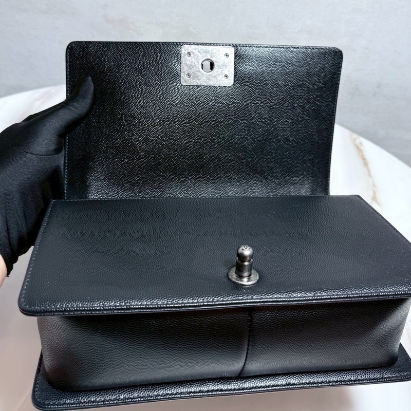 Chanel Boy25 黑銀荔枝牛 99新全配-19