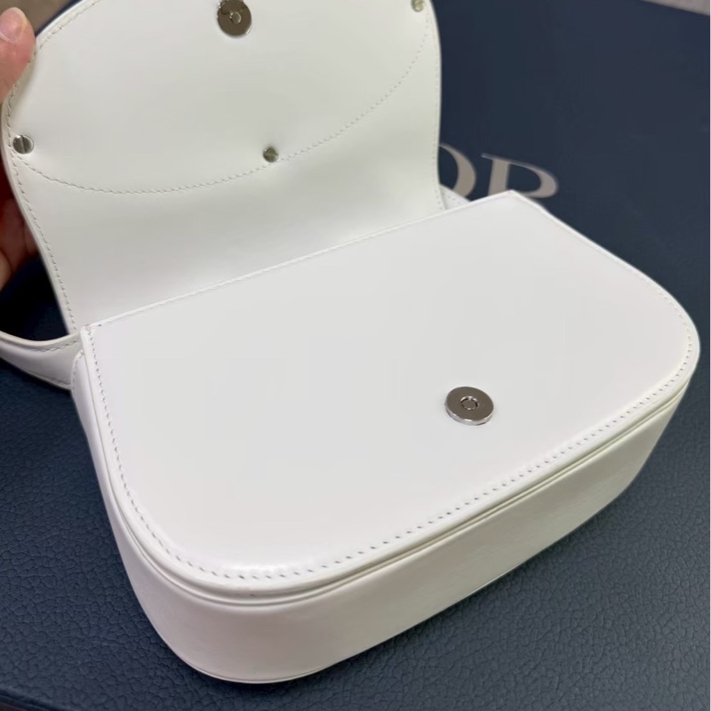 Diesel 白色 🩵 價格甜狀況好-21