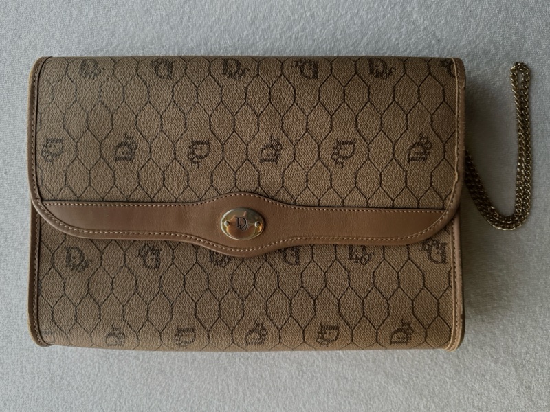 Dior Vintage Chain Bag-21