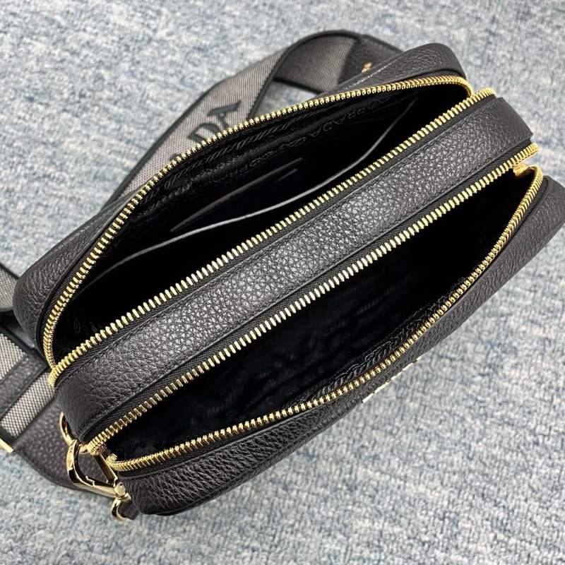 Prada strap leather bag-3