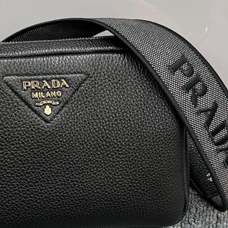 Prada strap leather bag-4