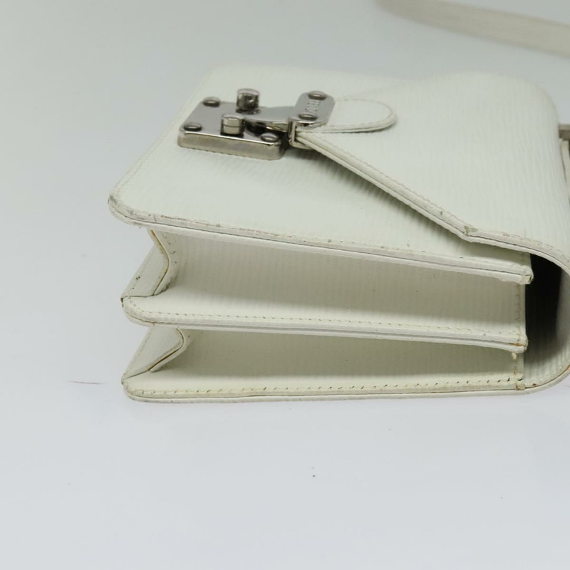 【日本直送】FENDI 肩背包 皮革 白色 銀色 正品 BA5134-3