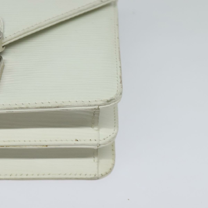 【日本直送】FENDI 肩背包 皮革 白色 銀色 正品 BA5134-8