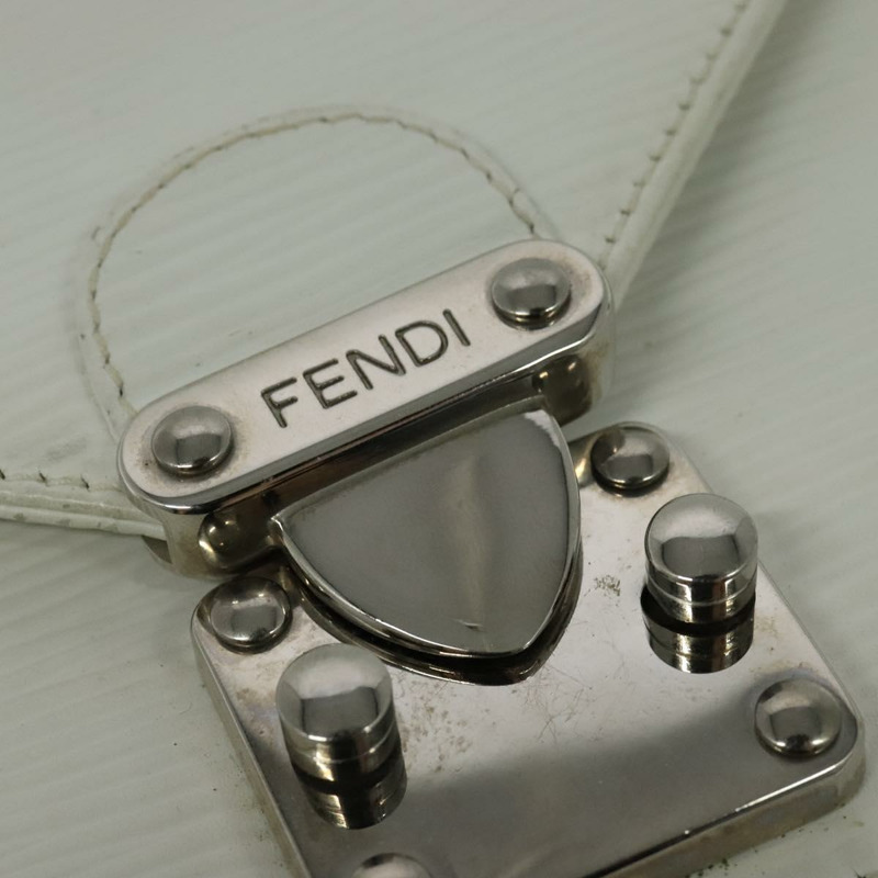 【日本直送】FENDI 肩背包 皮革 白色 銀色 正品 BA5134-9